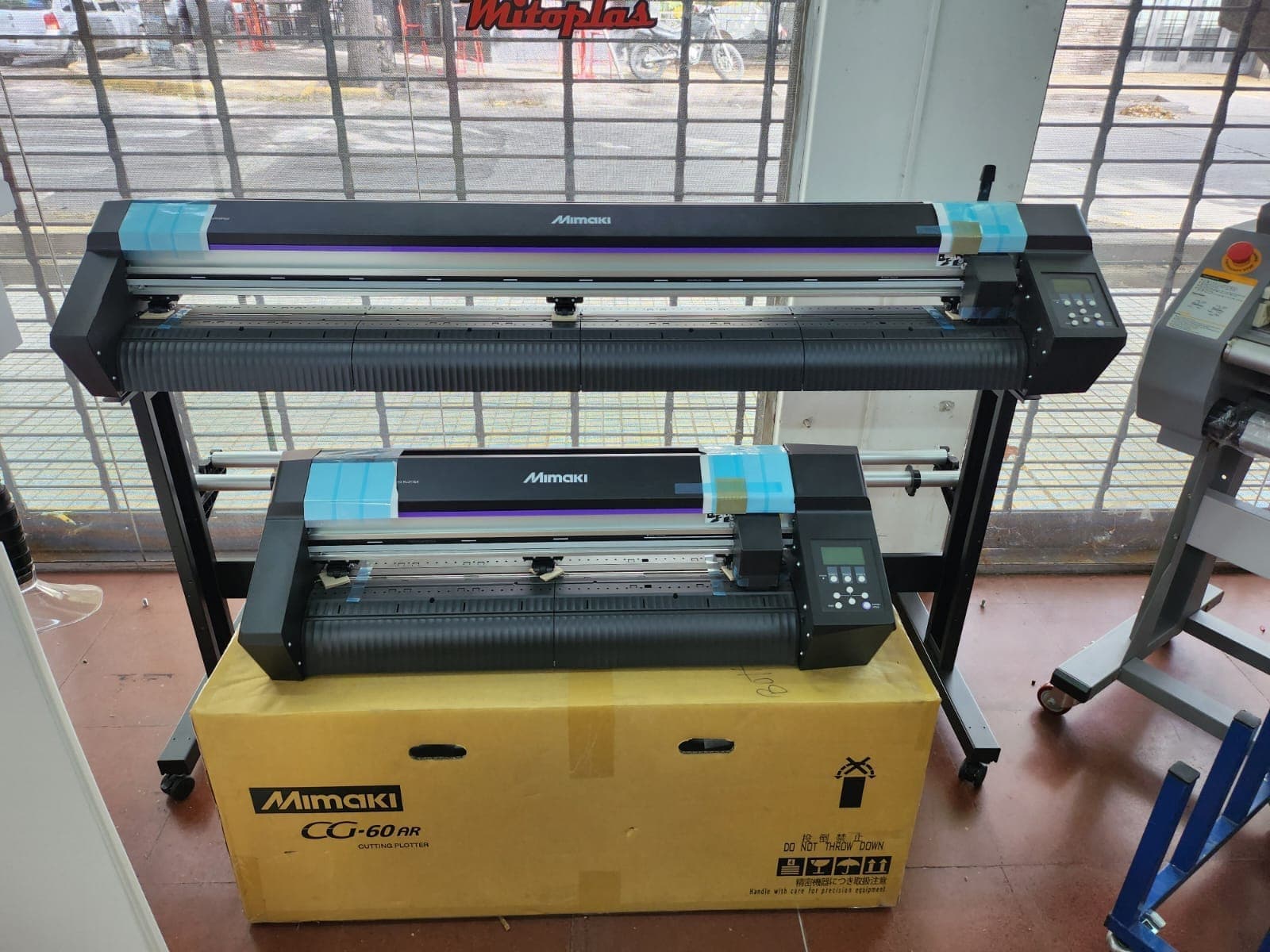 Plóter de corte Mimaki — disponible para venta y servicio técnico